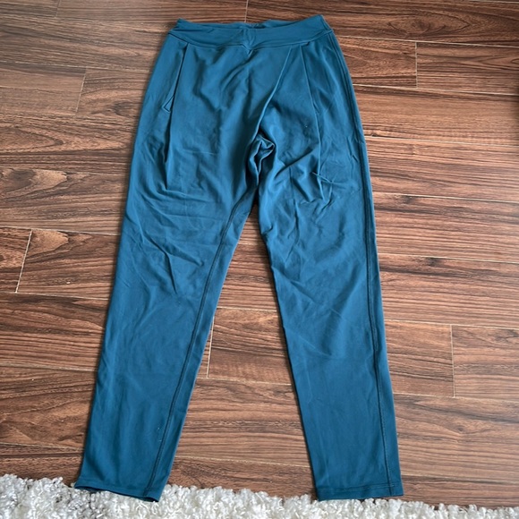 Lululemon pants - Picture 1 of 4